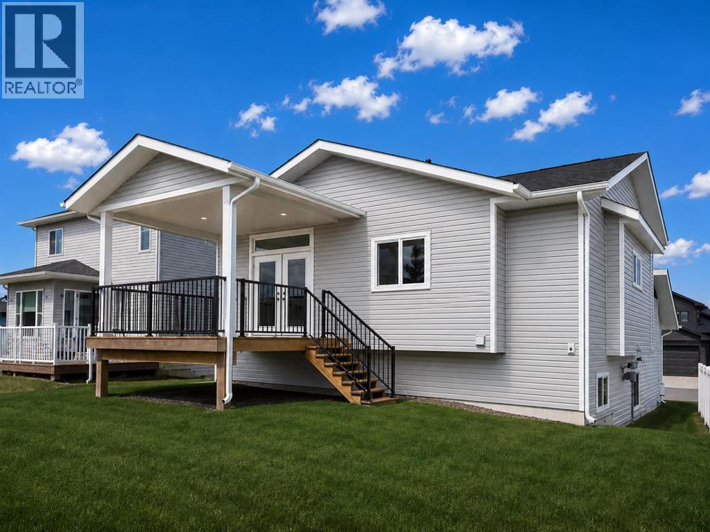 12 Vanson Close - 28