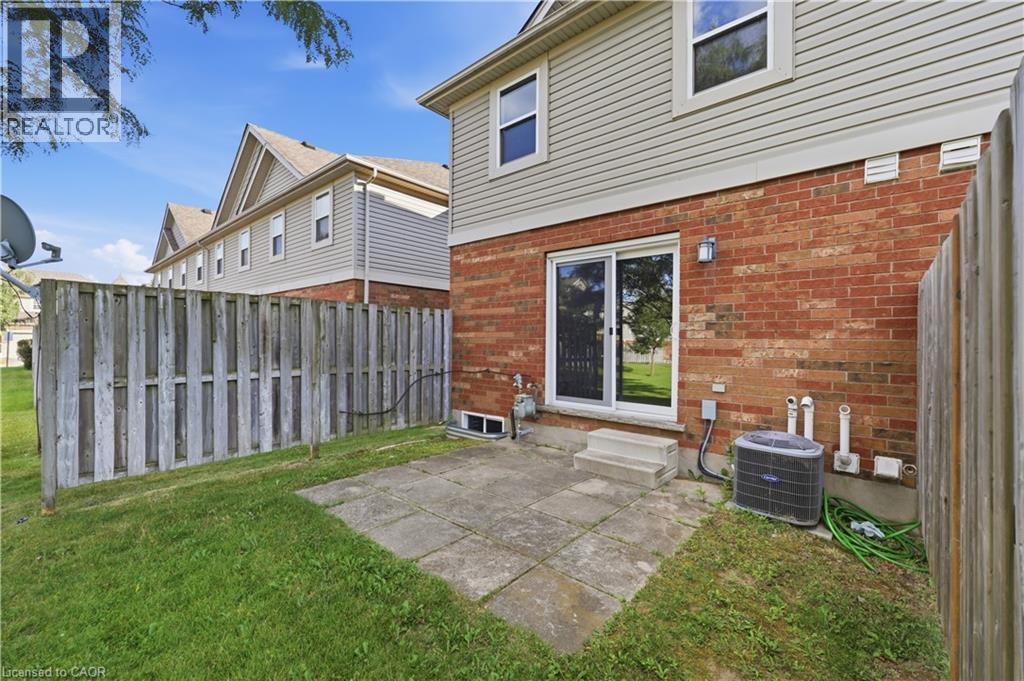 #46 124 GOSLING Gardens - Image 25