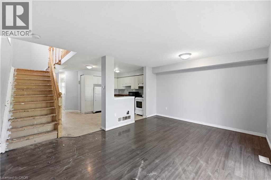 #46 124 GOSLING Gardens - Image 8
