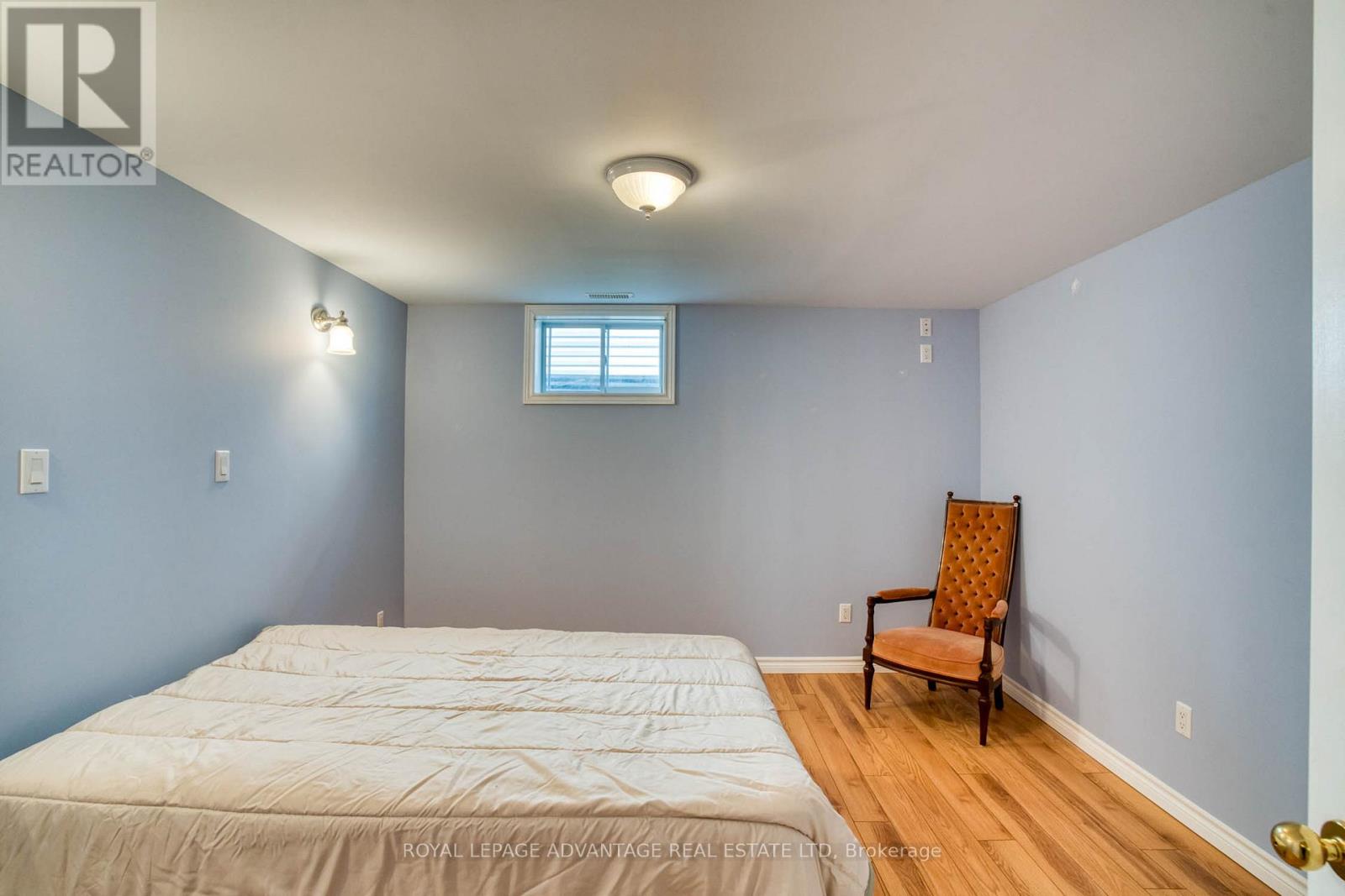 15 ANTONIO WAY - 26