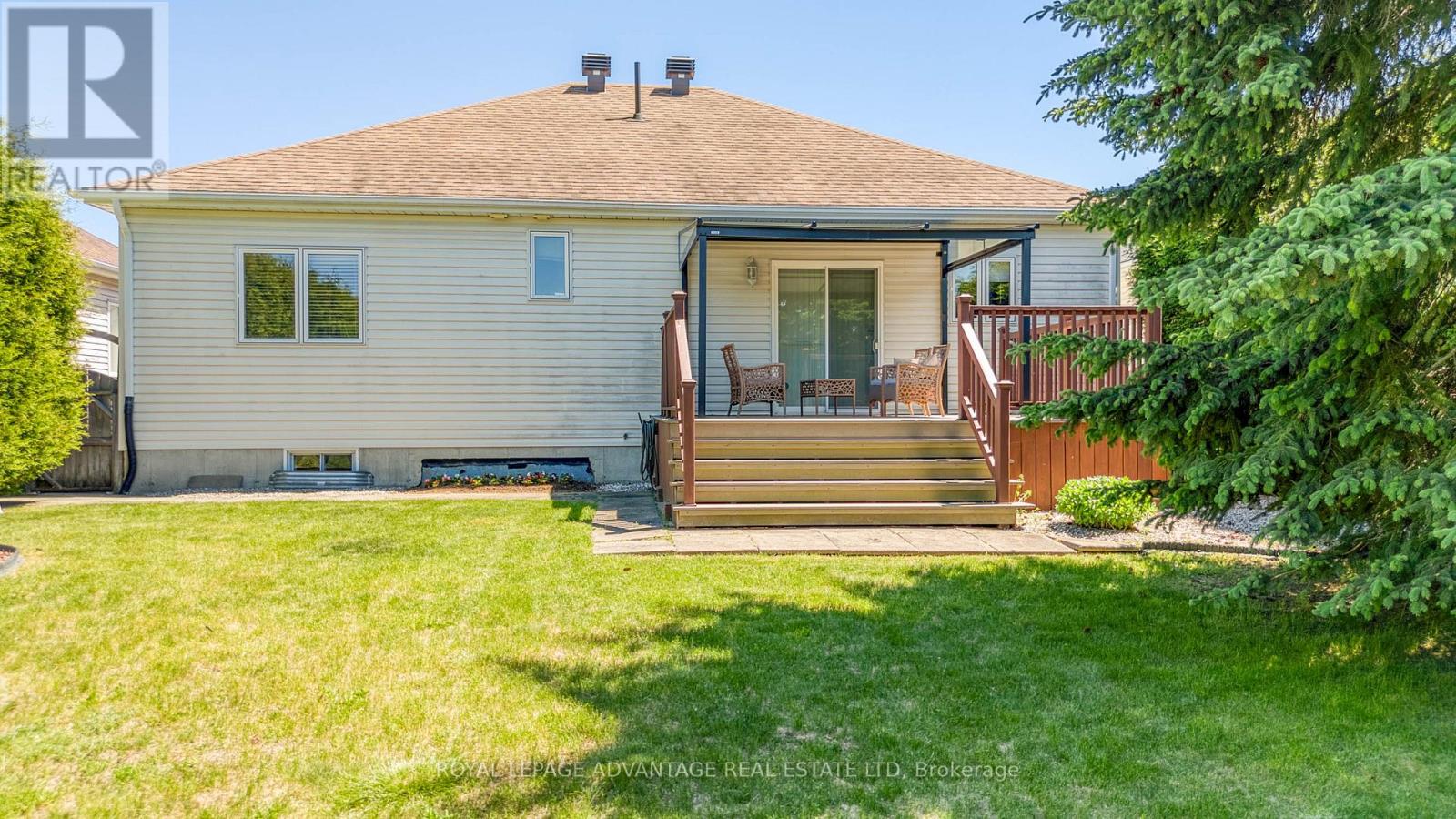 15 ANTONIO WAY - 29
