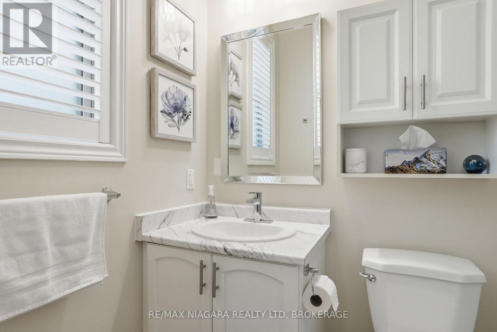 #10 99 LINWELL ROAD - 20