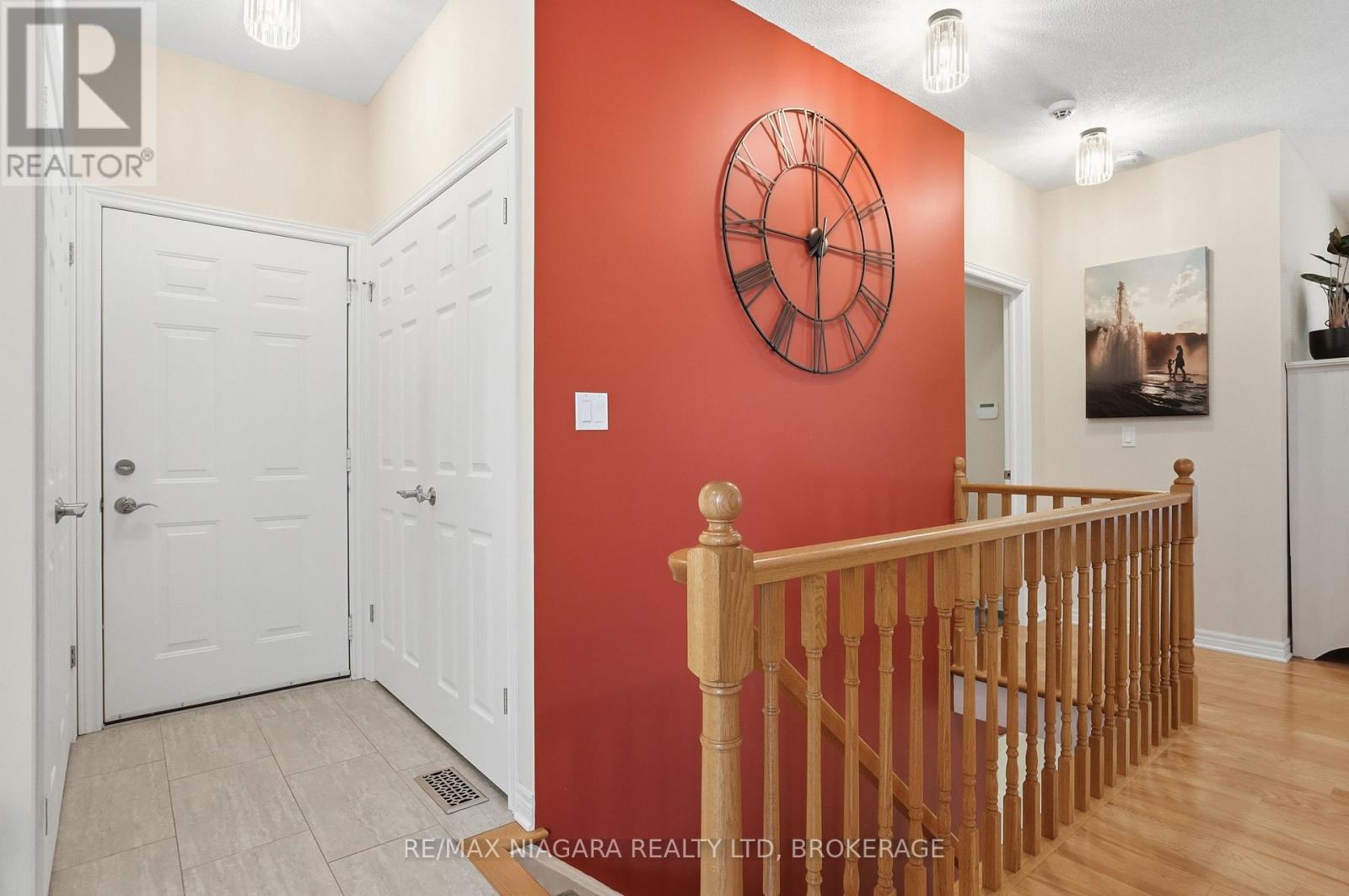 #10 99 LINWELL ROAD - 23
