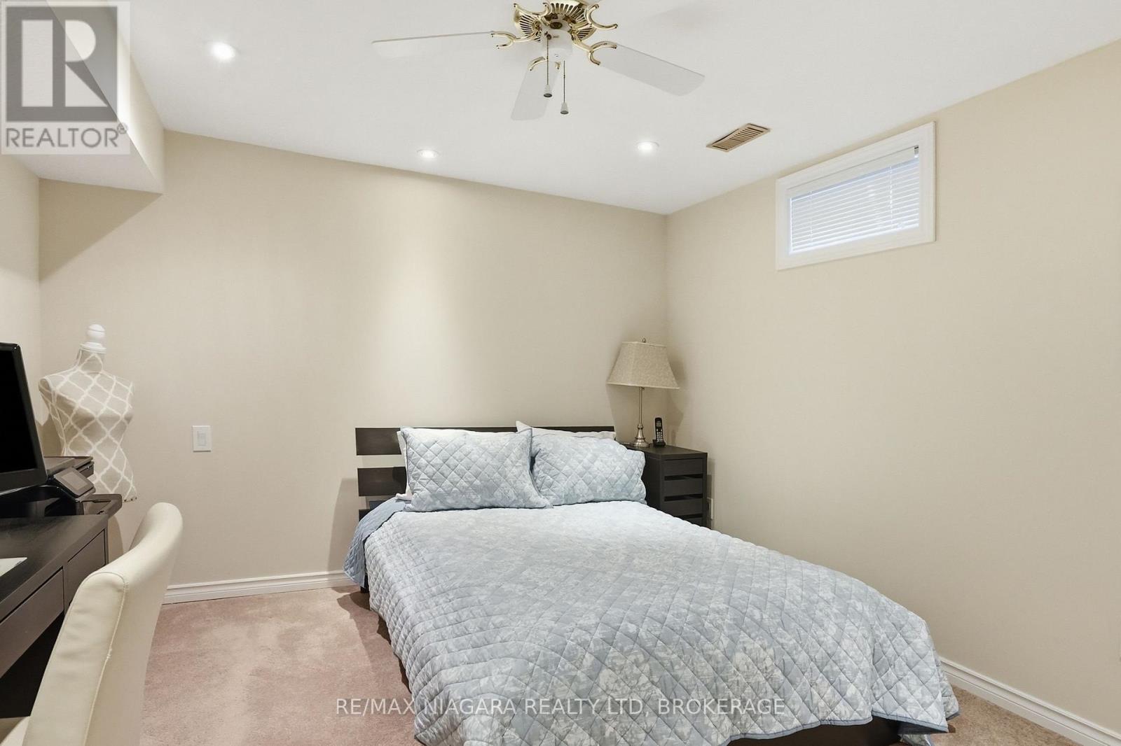 #10 99 LINWELL ROAD - 24