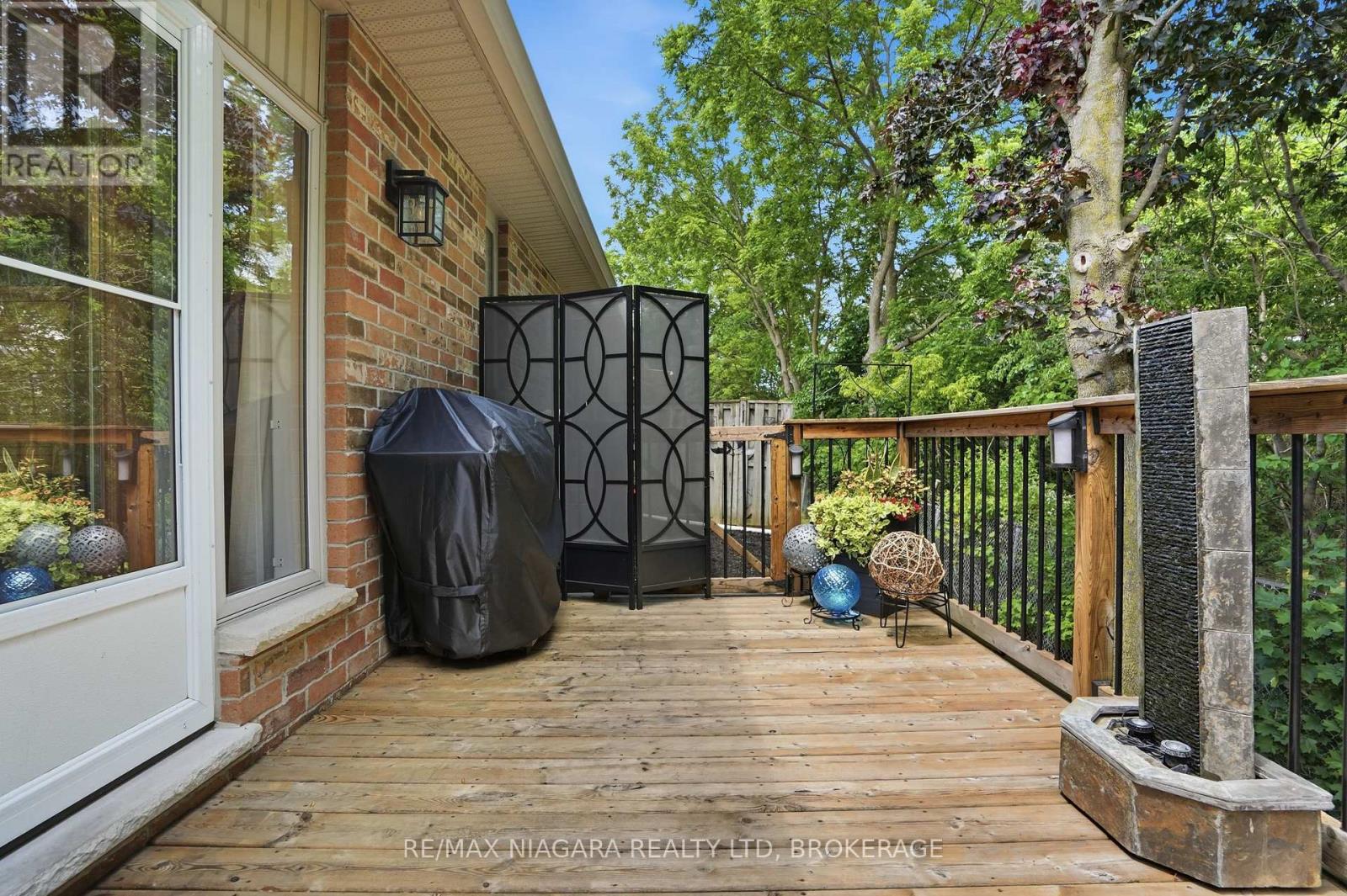 #10 99 LINWELL ROAD - 38