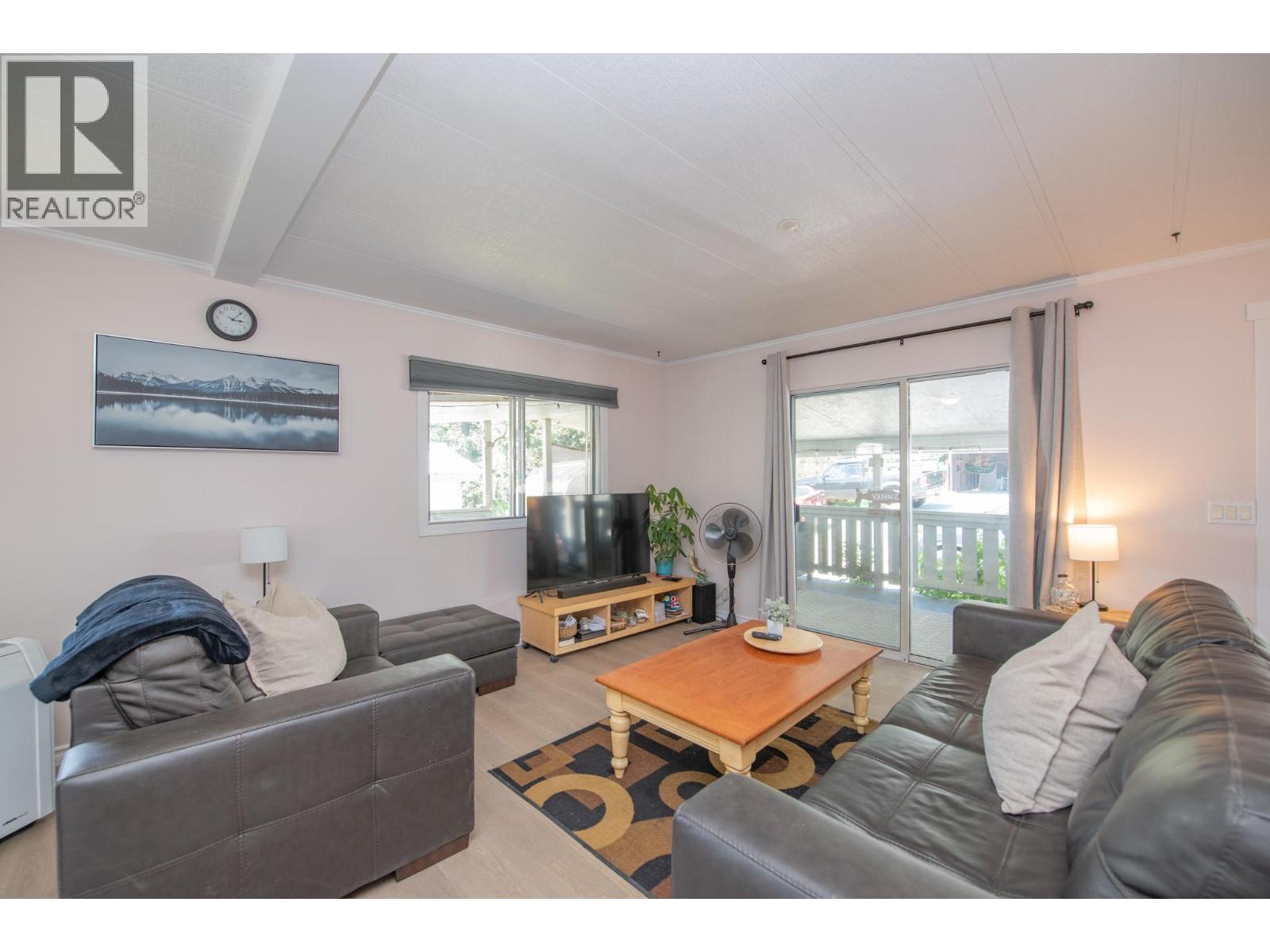#42 844 Hutley Road - 23
