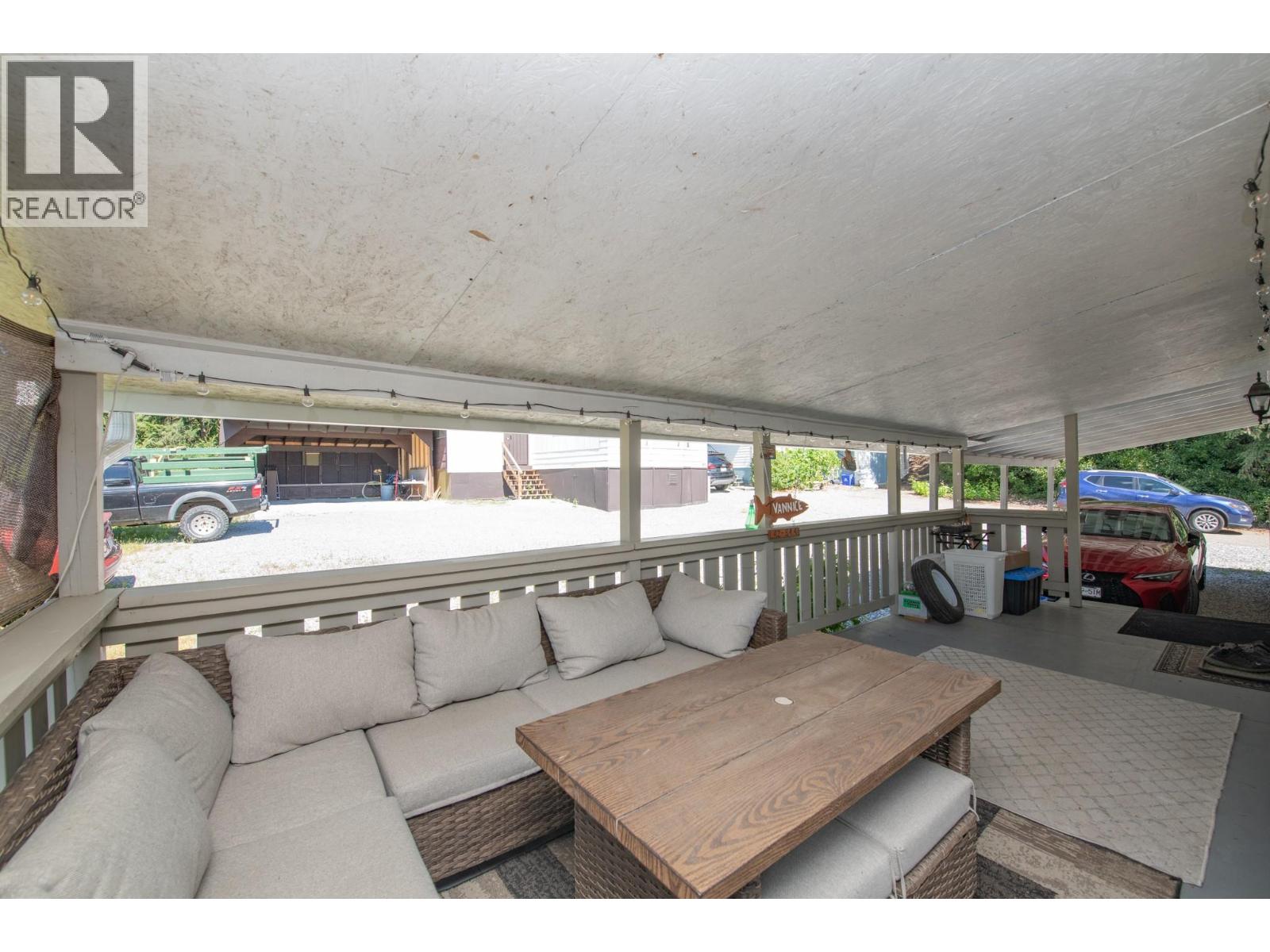 #42 844 Hutley Road - 37