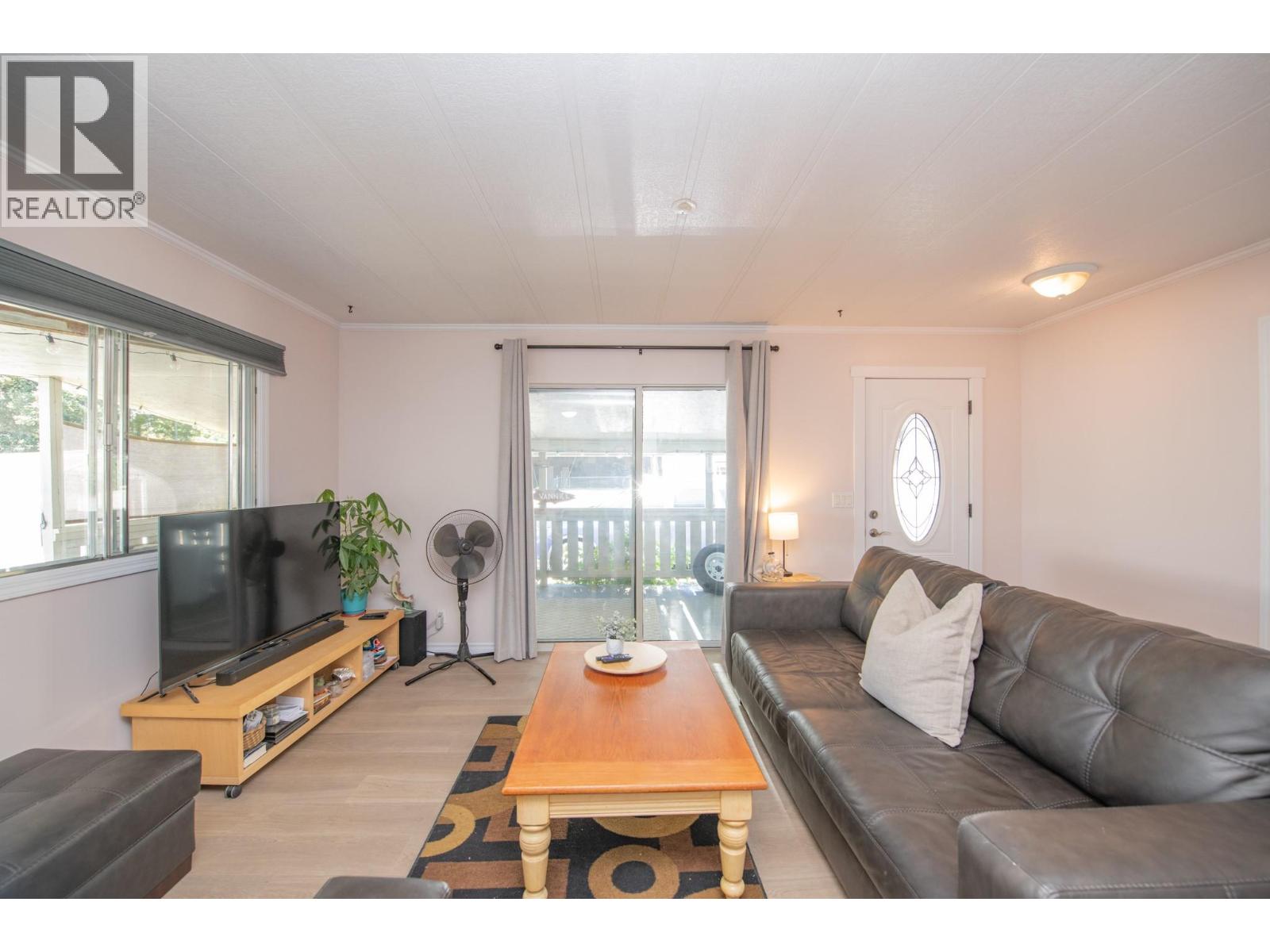 #42 844 Hutley Road - 21