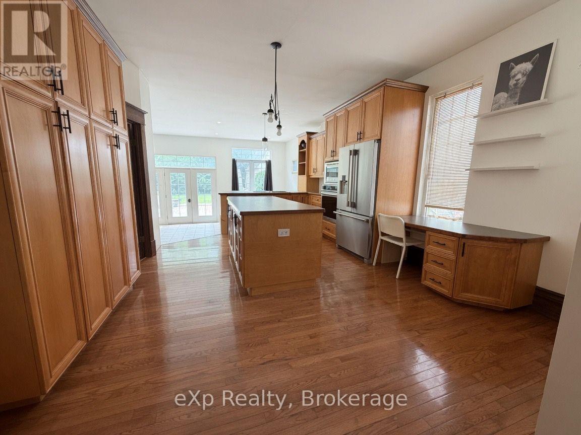 853 7TH AVENUE - 8