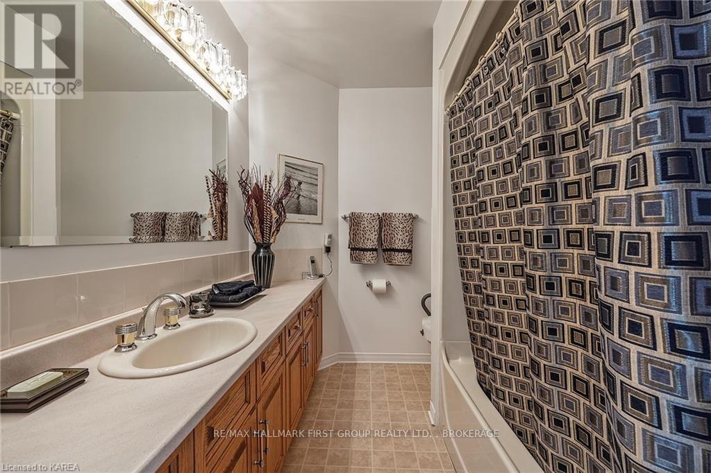 1525 BURNT HILLS ROAD - 32