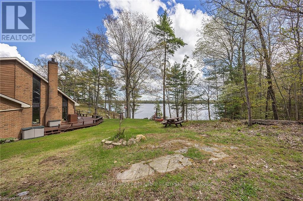 1525 BURNT HILLS ROAD - 44