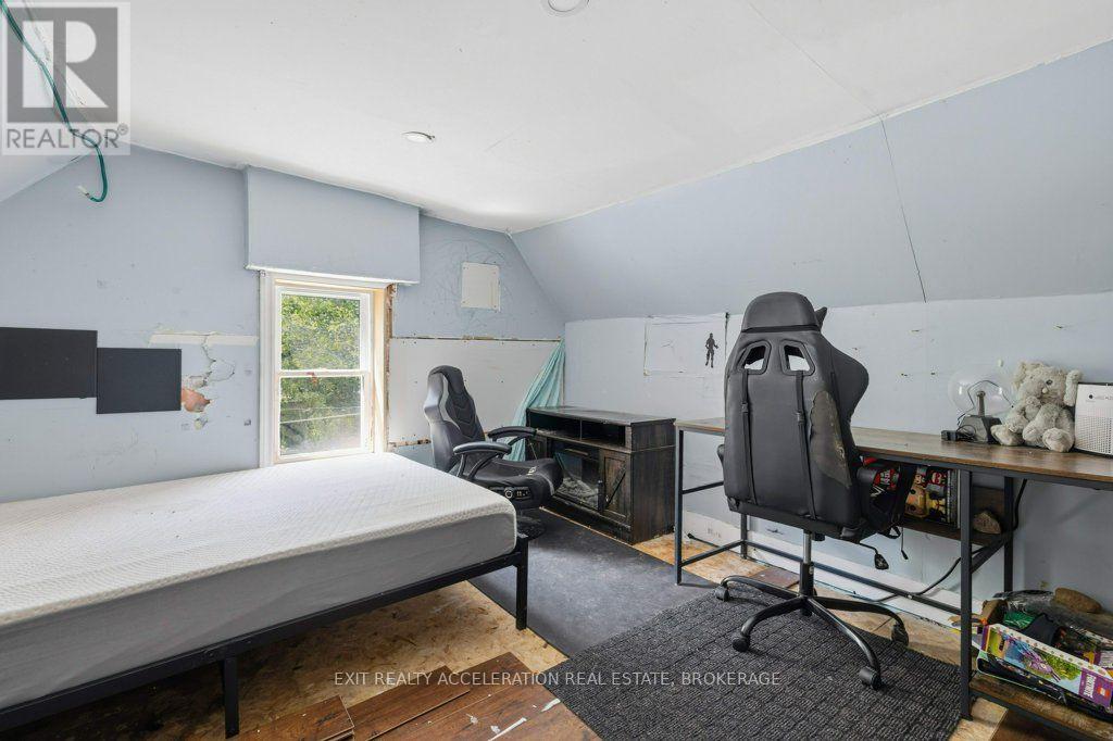 11 PARKS STREET - 29