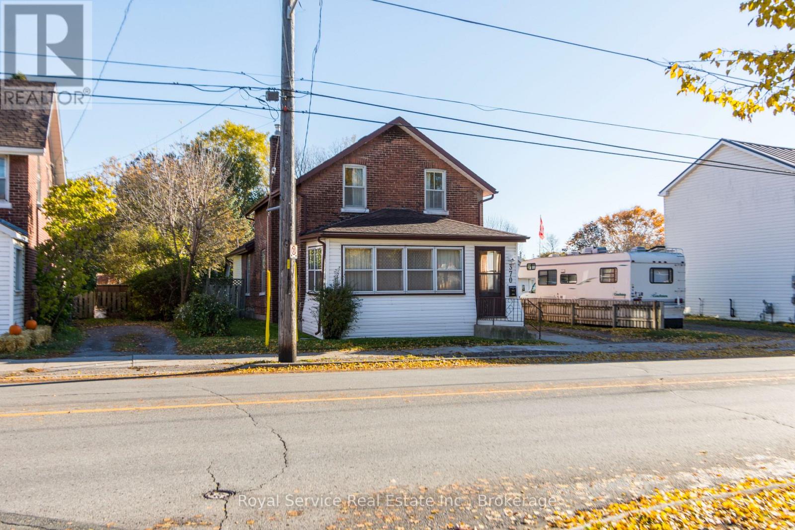 370 DIVISION STREET - 2