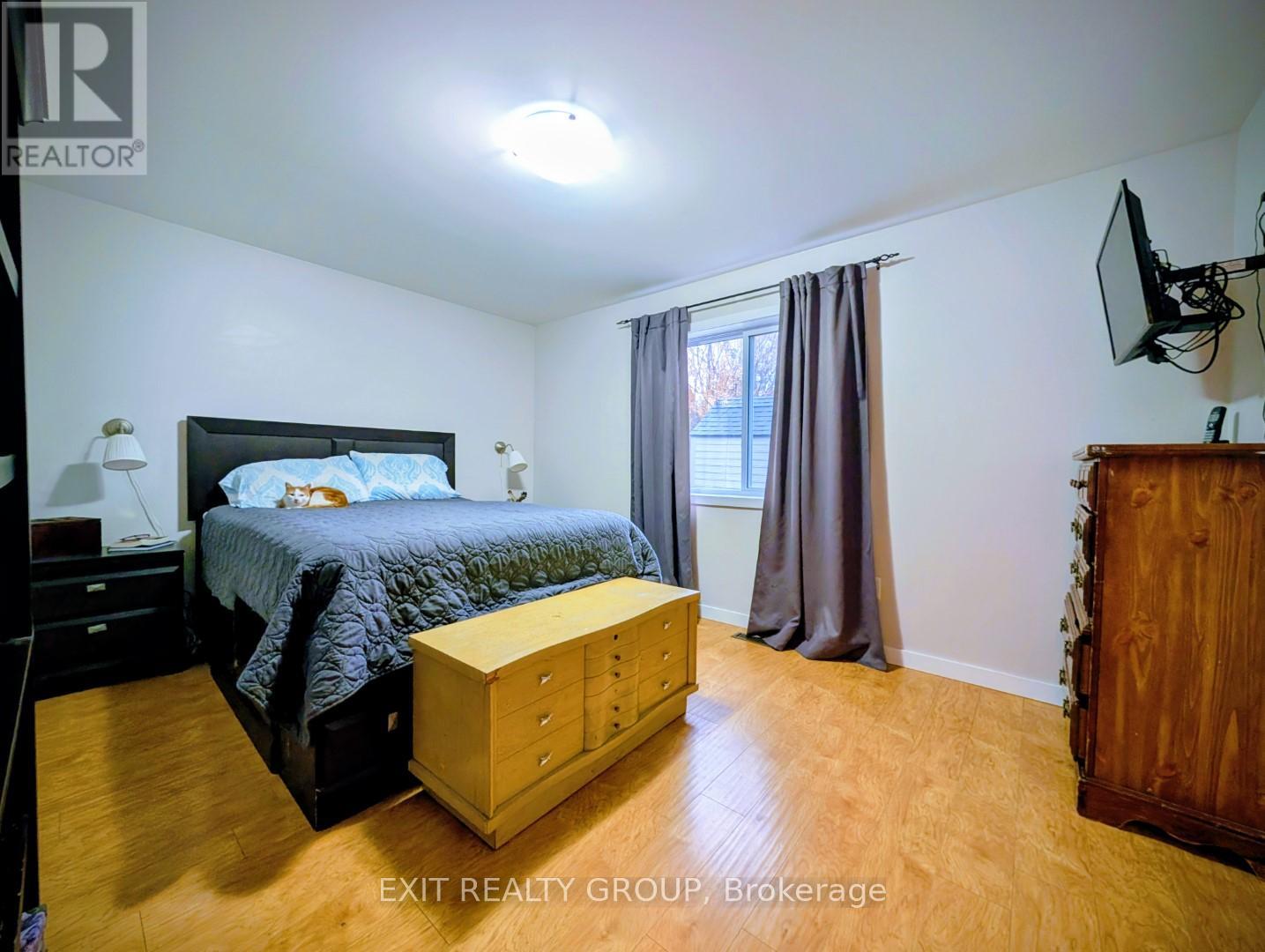 354 RIVERSIDE PARKWAY - Image 17
