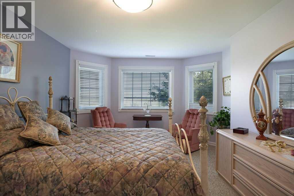 96 Greystone Close E - 33