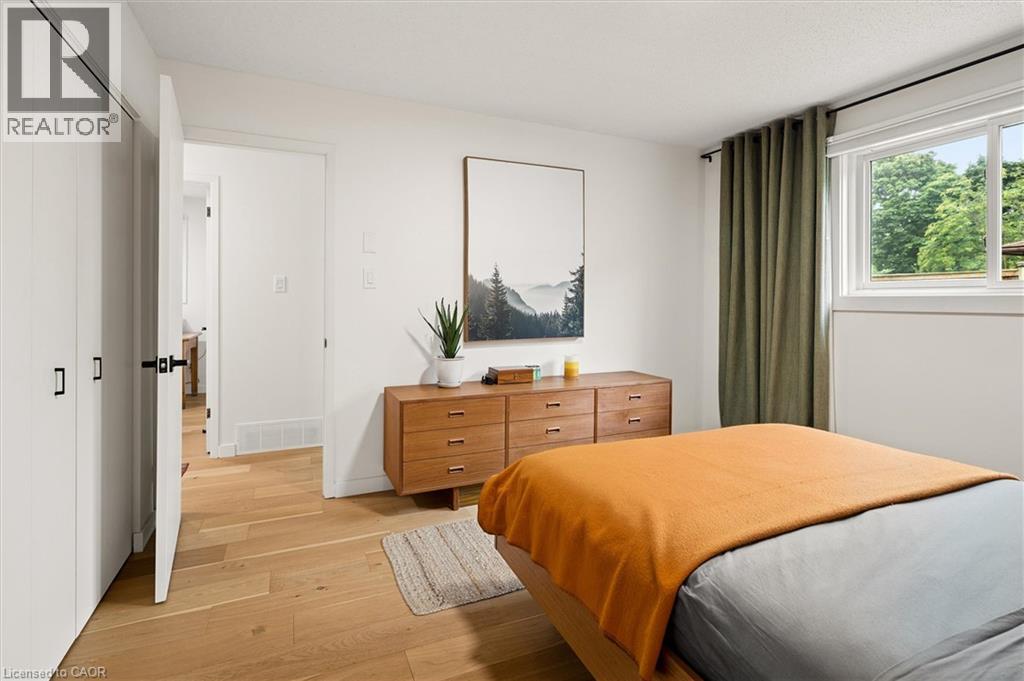 584 WESTVALE Drive - Image 27