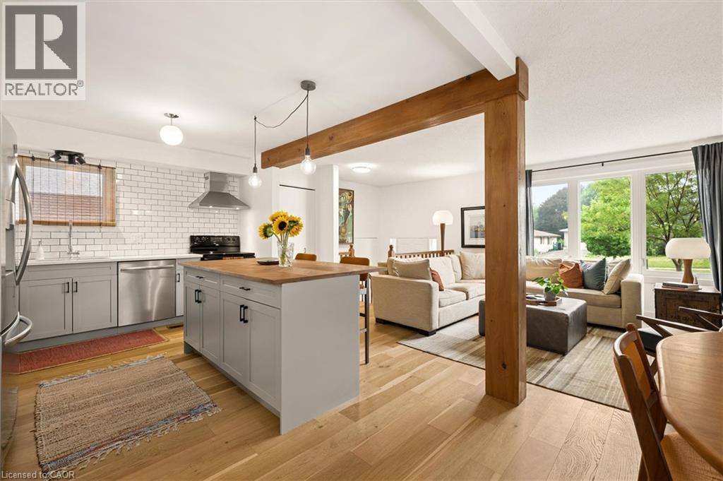 584 WESTVALE Drive - Image 2