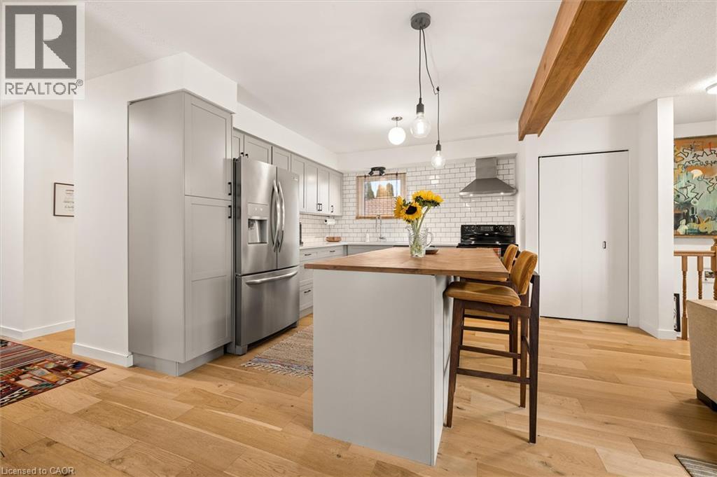 584 WESTVALE Drive - Image 10