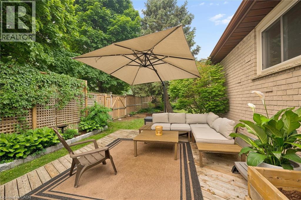 584 WESTVALE Drive - Image 40