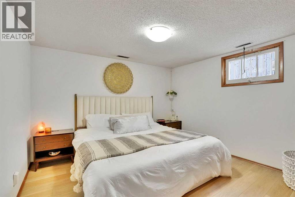 36 Malibou Road SW - 23