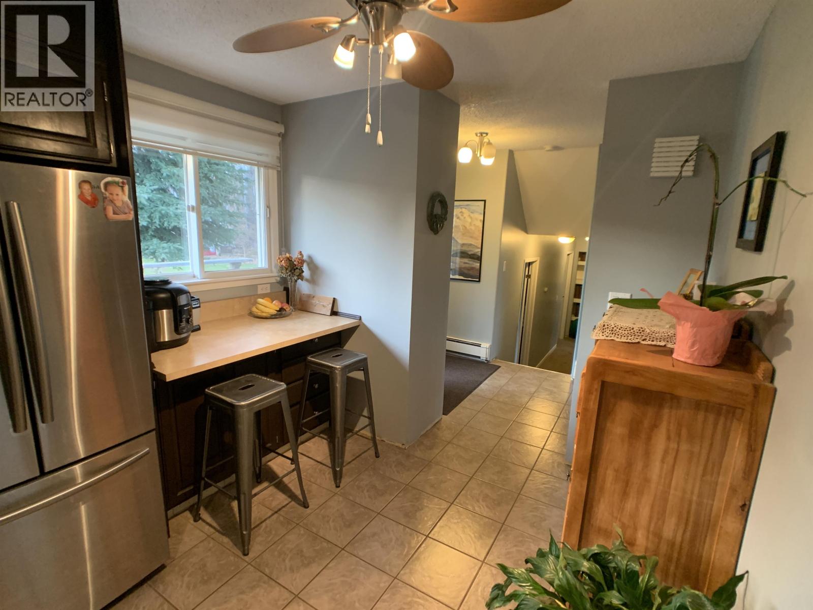19 RAVEN CRESCENT - 12