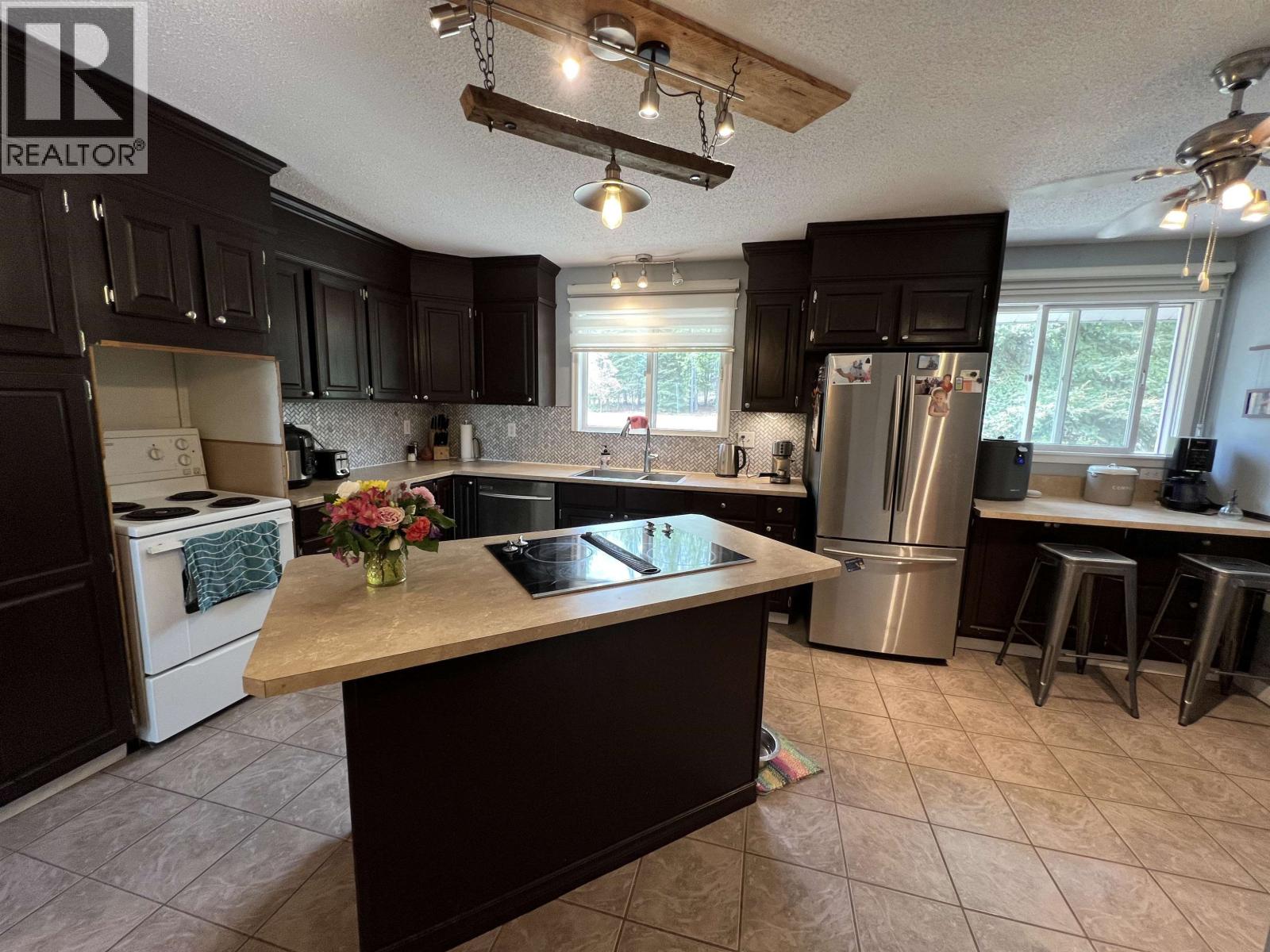 19 RAVEN CRESCENT - Image 11