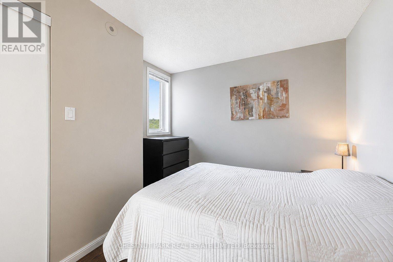 #333 26 DOURO STREET - 16