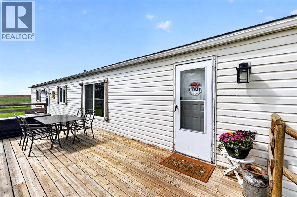 255049 Twp Rd 300 - 6