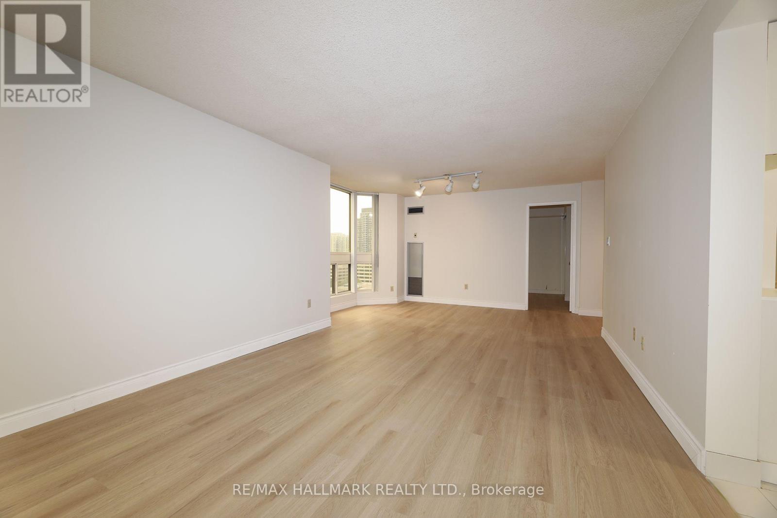 #1704 10 KENNETH AVENUE - 16