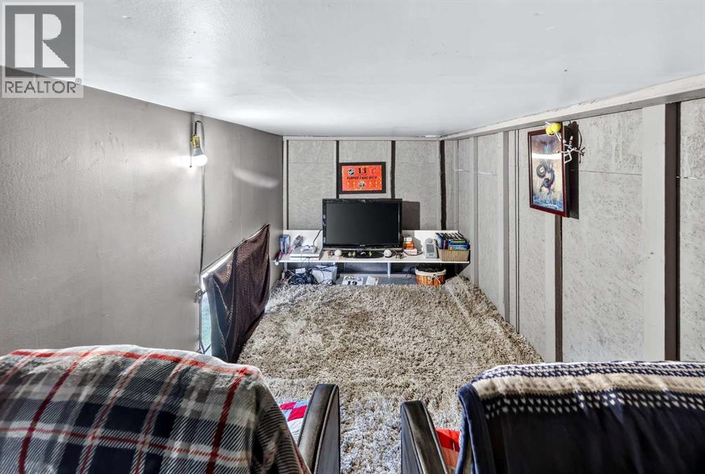 255049 Twp Rd 300 - 34