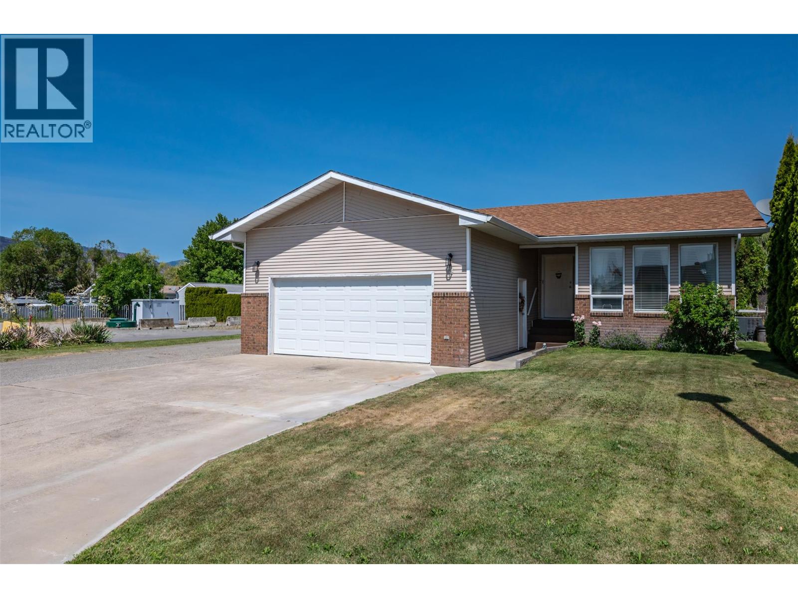 44 Bayview Crescent - 1