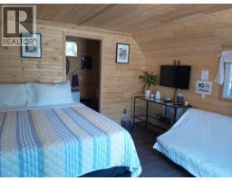 991 West Frontage Road, Blue River, BC V0E1J0 Photo 15