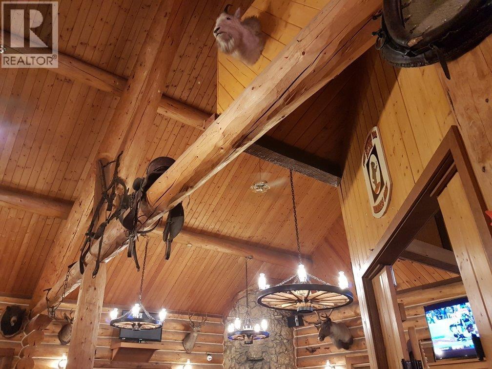 1414 Cariboo Highway, Clinton — photo 28