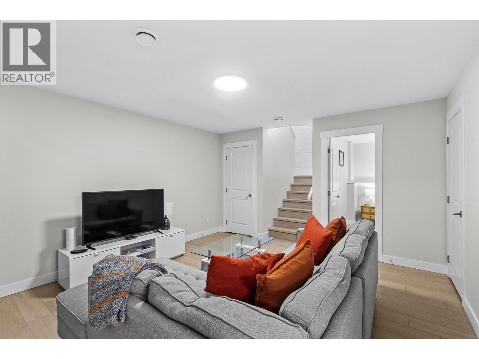 #20 225 Glen Park Drive - 23