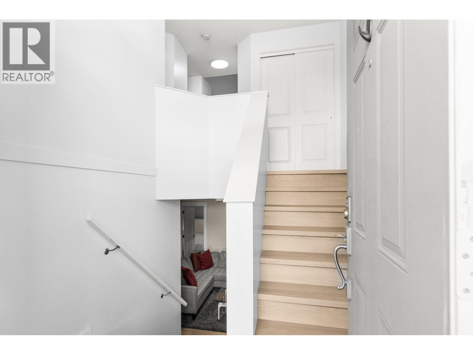 #20 225 Glen Park Drive - 14
