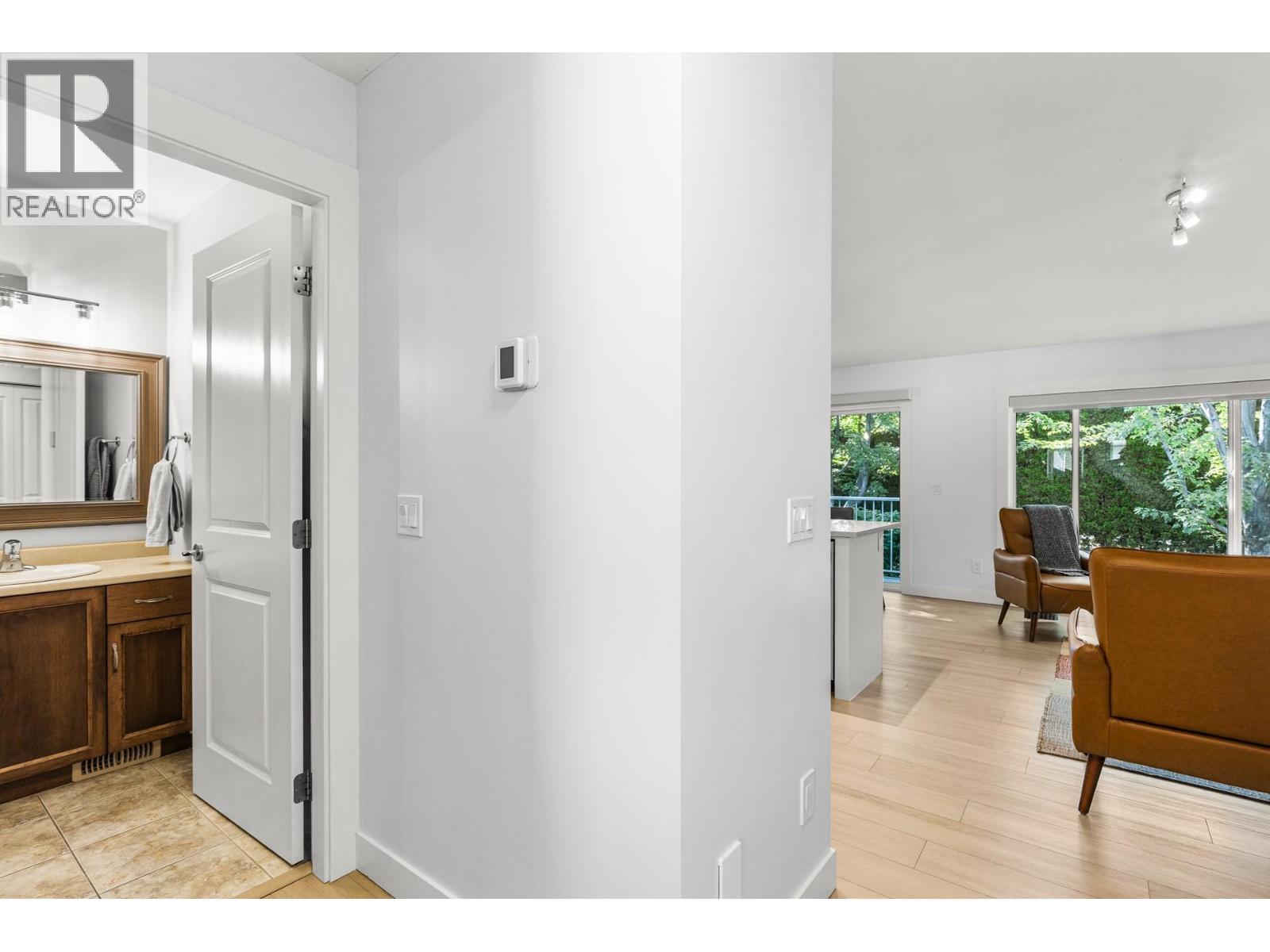 #20 225 Glen Park Drive - 19