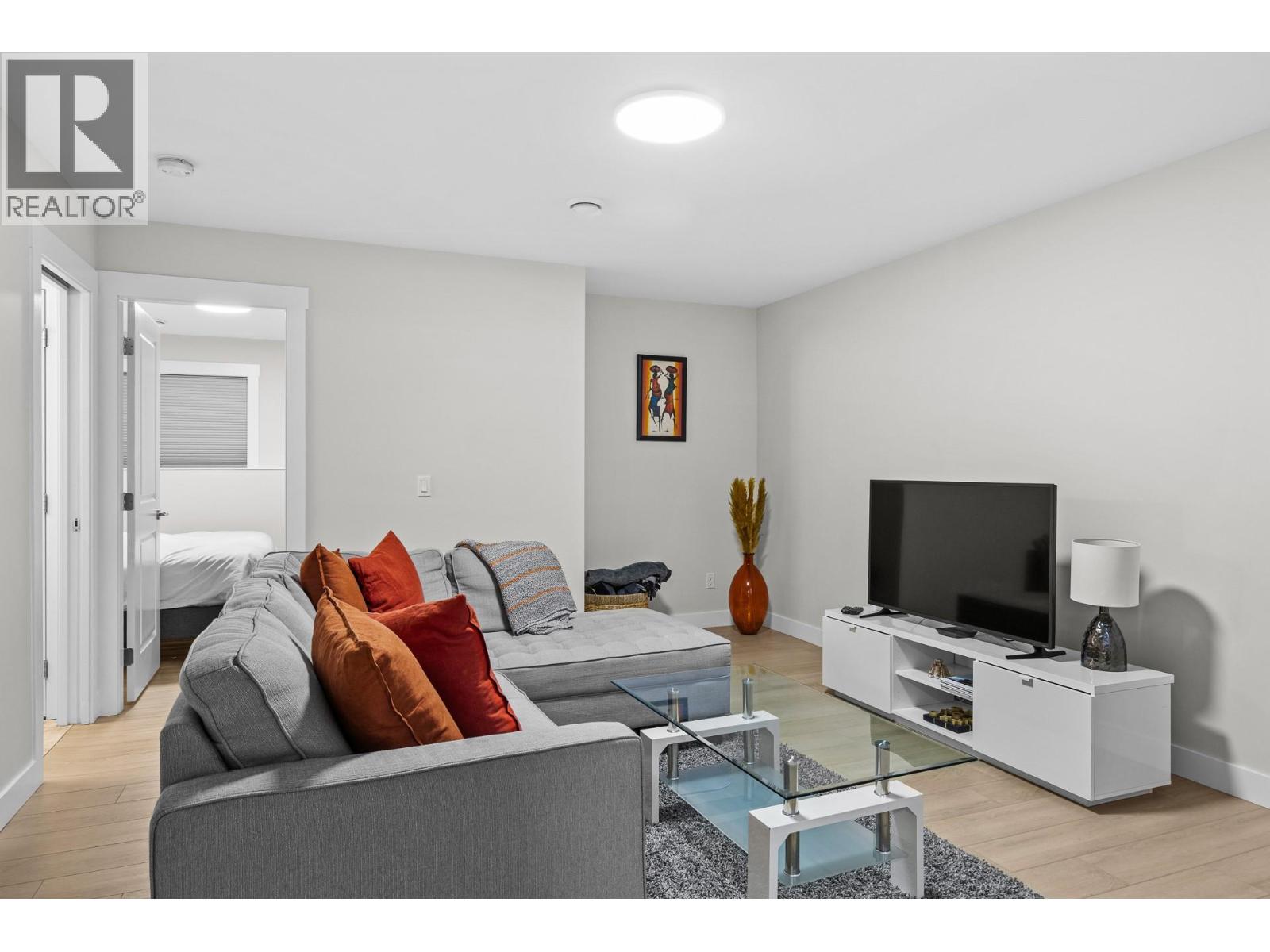 #20 225 Glen Park Drive - 25