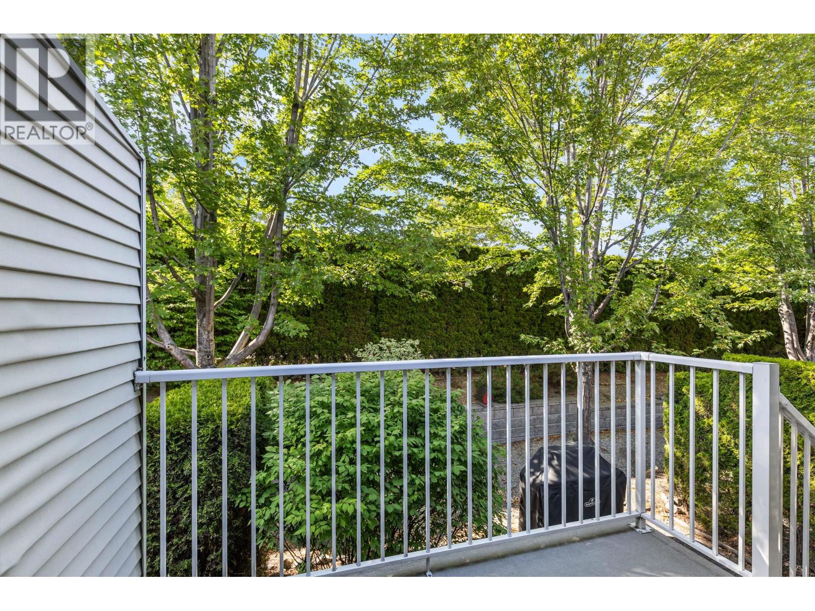 #20 225 Glen Park Drive - 38