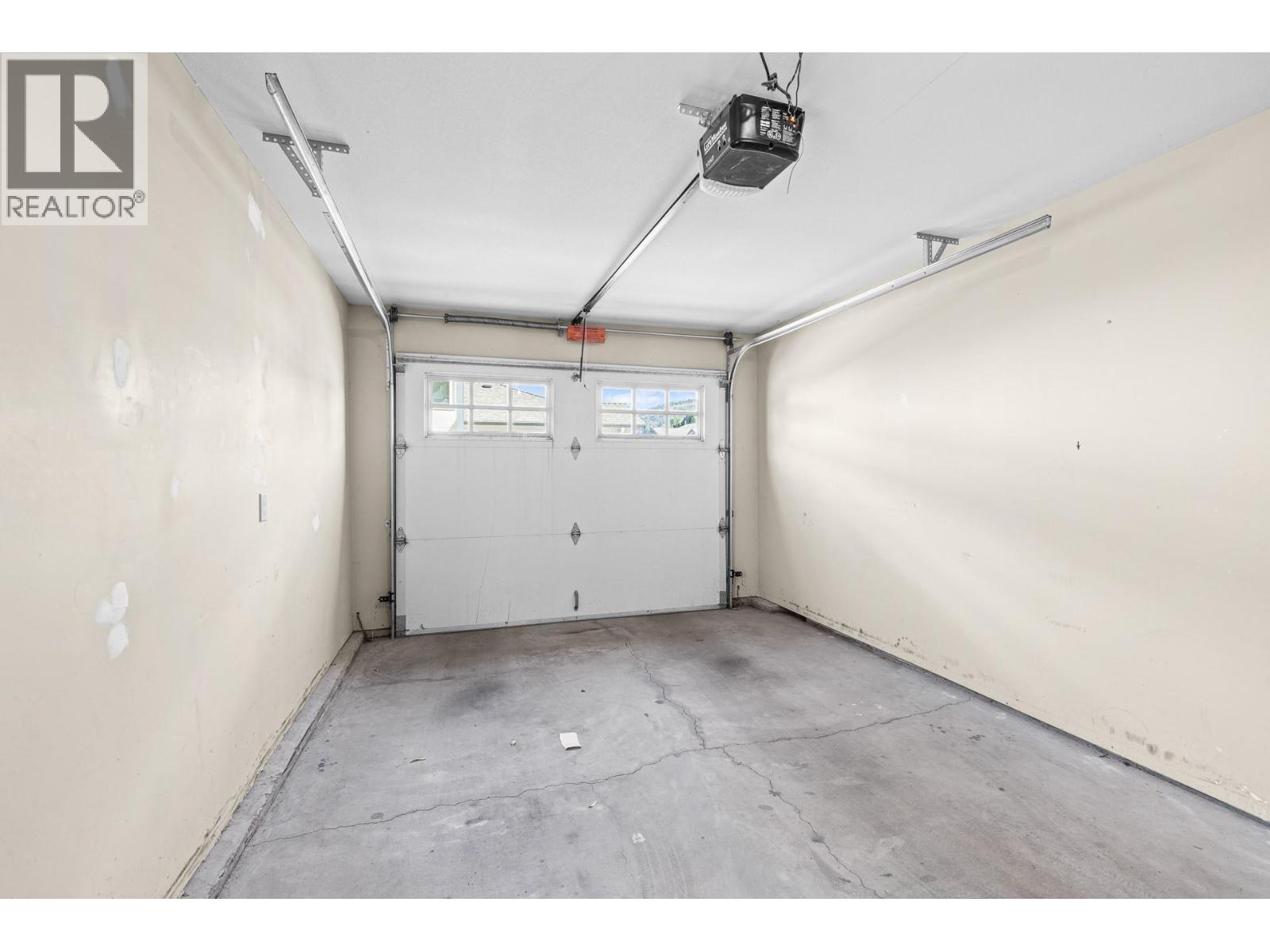 #20 225 Glen Park Drive - 34