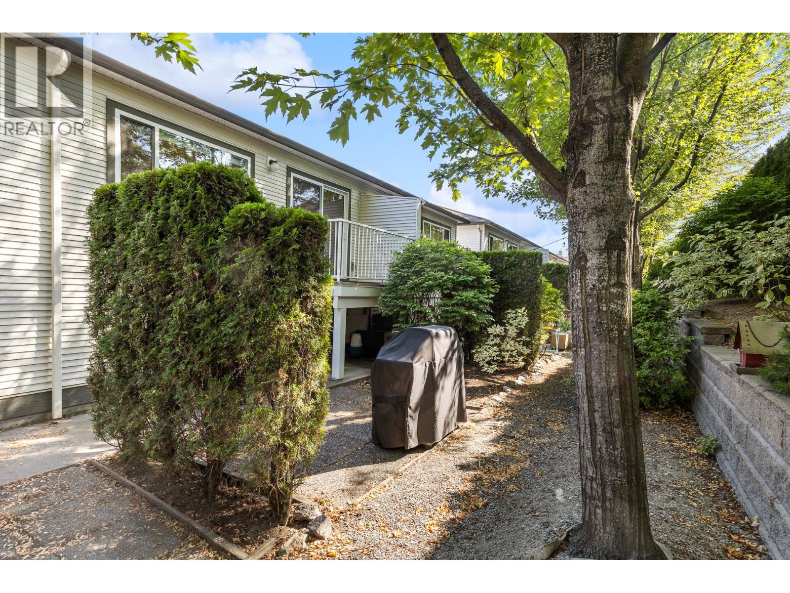 #20 225 Glen Park Drive - 40