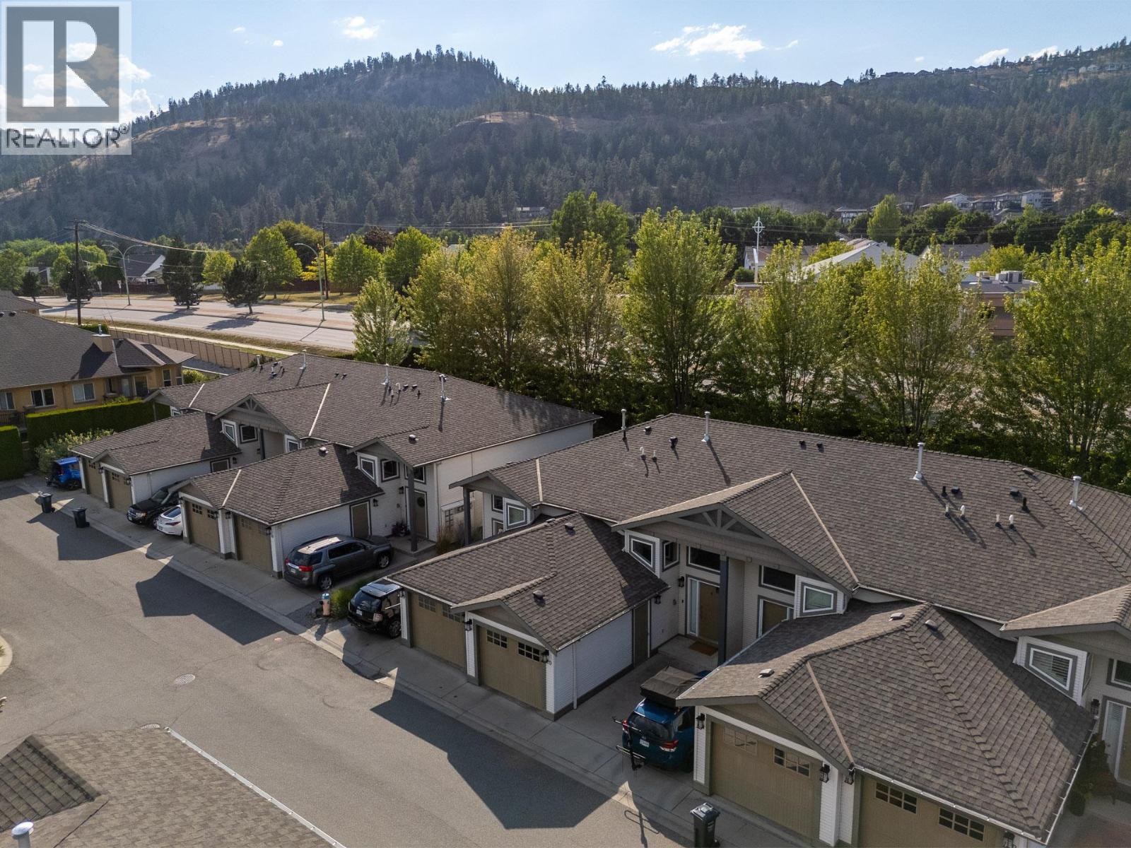 #20 225 Glen Park Drive - 44