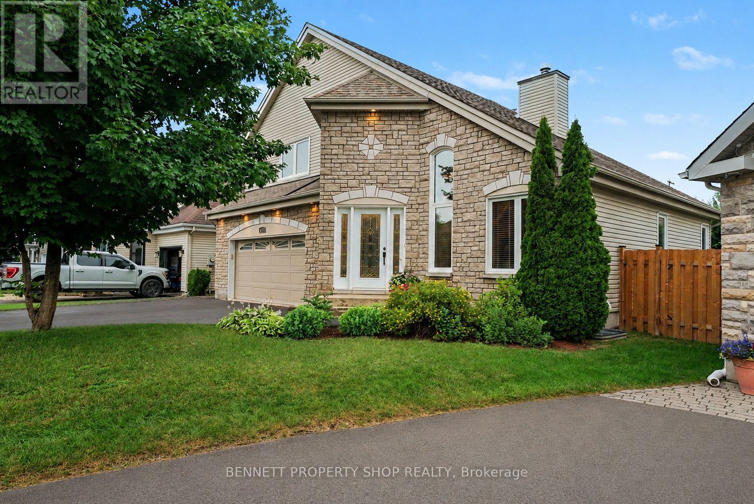 179 SANDRA CRESCENT - 1