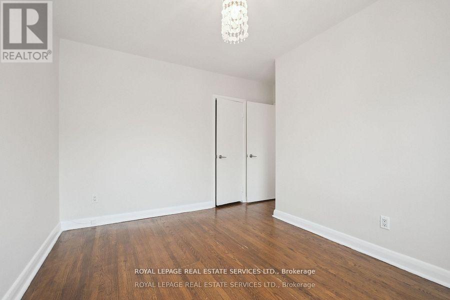 256 ZELDA CRESCENT - 16