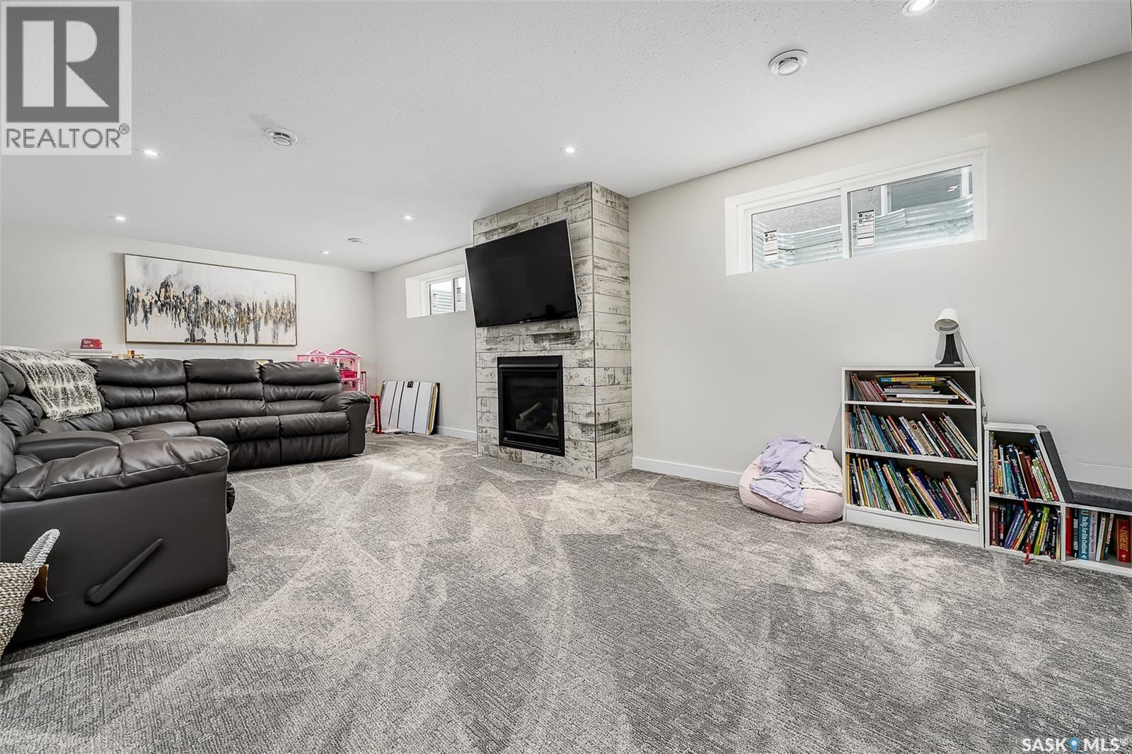123 Hodges CRESCENT - 30
