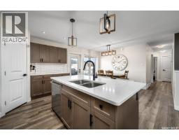 4pc Bathroom - 123 Hodges Crescent, Moose Jaw, SK S6J0B1 Photo 12
