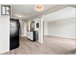 6 1292 Gordon Road, Moose Jaw, SK S6H3E5 Photo 10