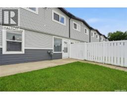 6 1292 Gordon Road, Moose Jaw, SK S6H3E5 Photo 32