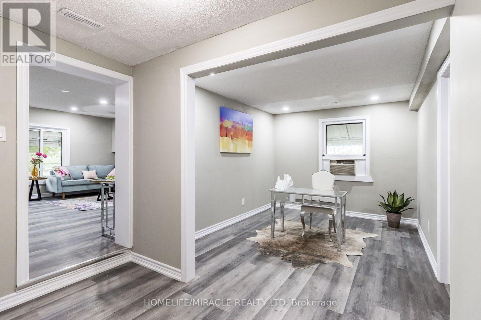 15 SPIERS CRESCENT - 26
