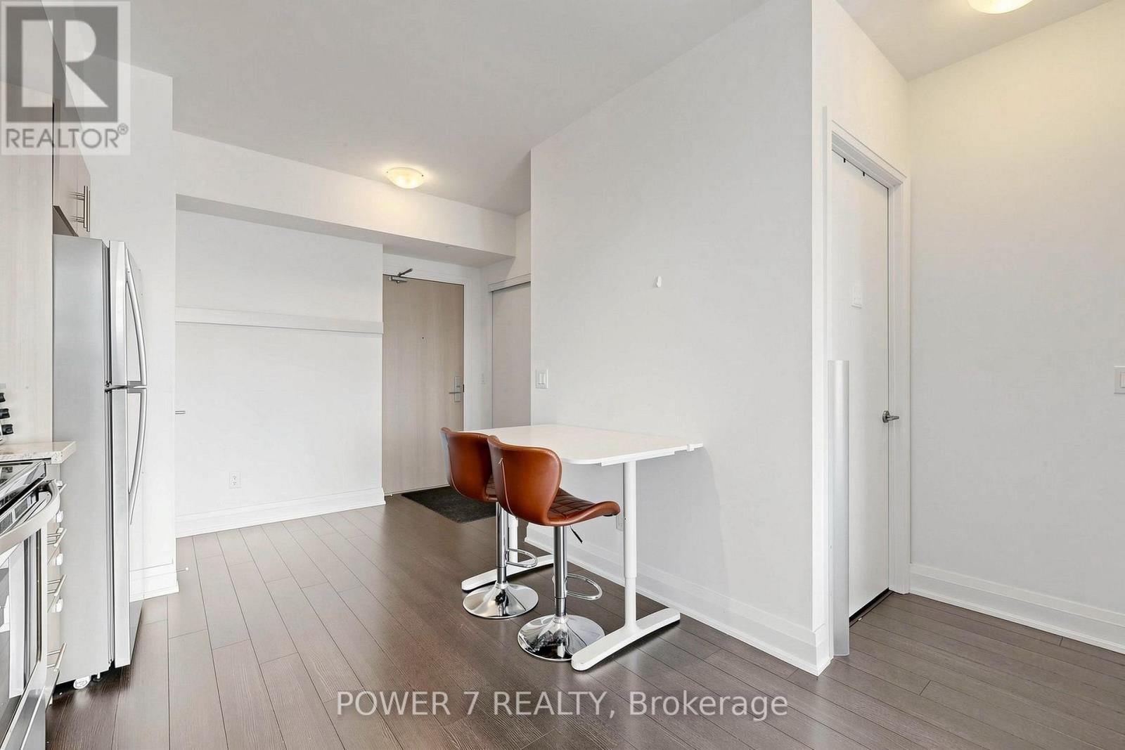 #510 16 MCADAM AVENUE - 15