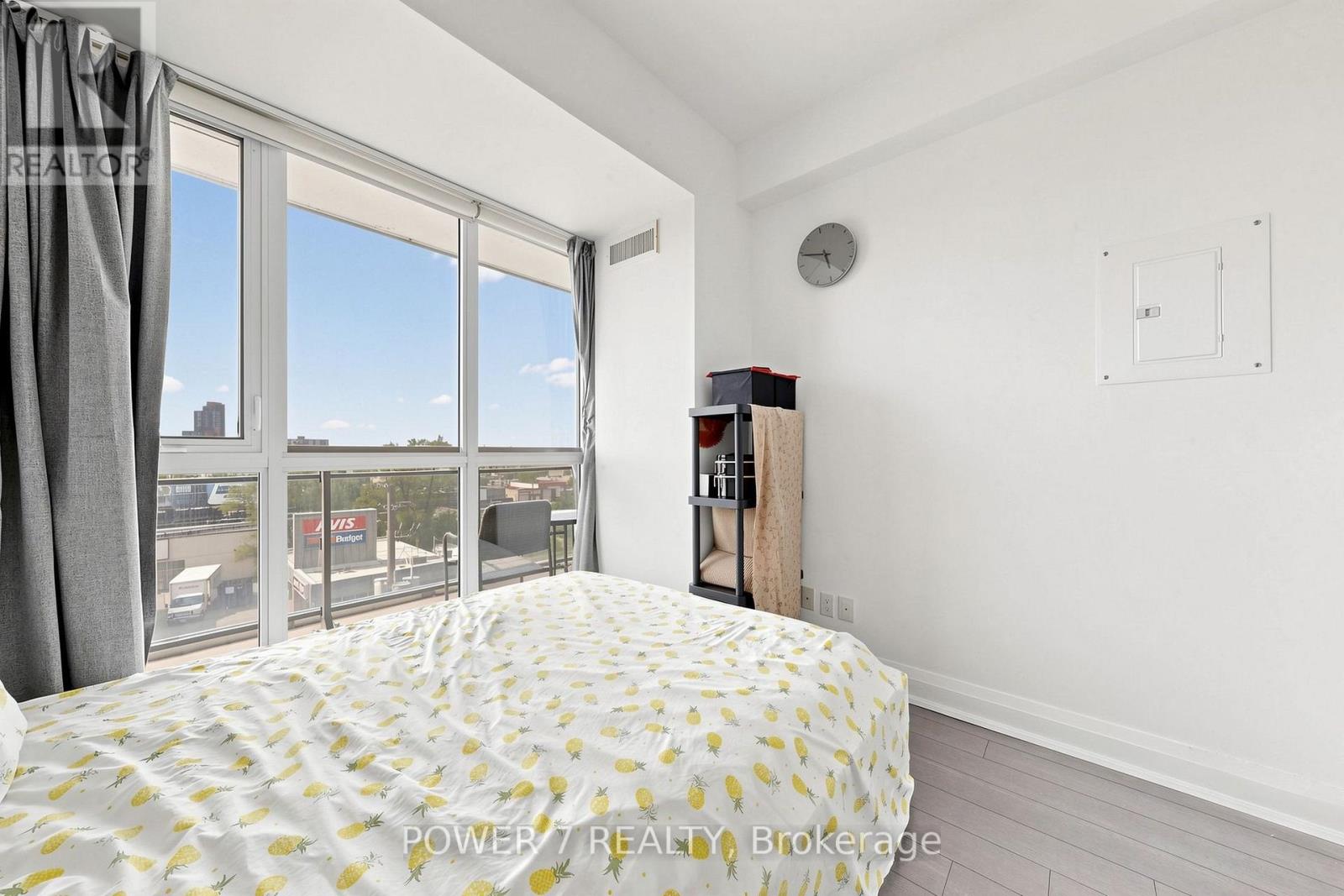 #510 16 MCADAM AVENUE - 21
